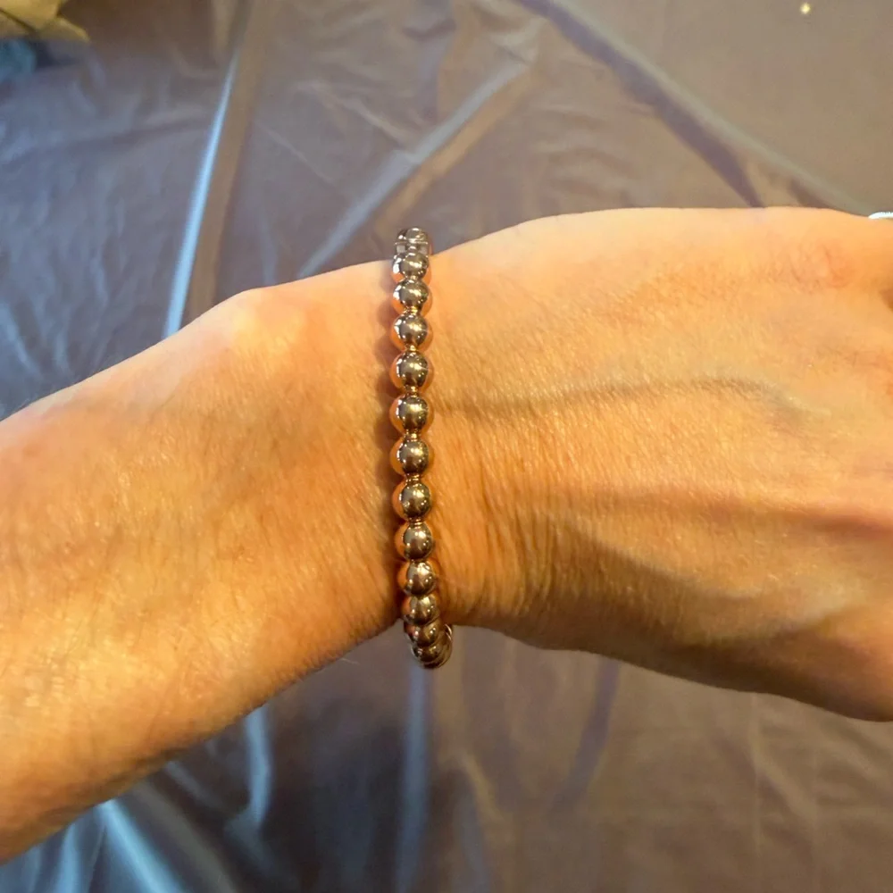 kate spade- Golden Girl - Ball -Hinged Bangle Bracelet -Rose Gold - Picture 4 of 5